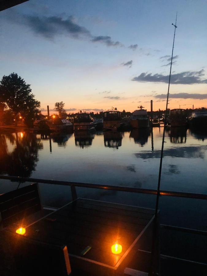 Hausboot Leukermeer Well Well  Exteriör bild